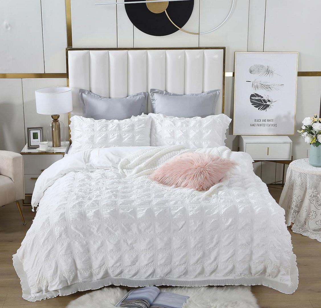 Ruffles Textured Jacquard white Quilt Cover Set – Queen
